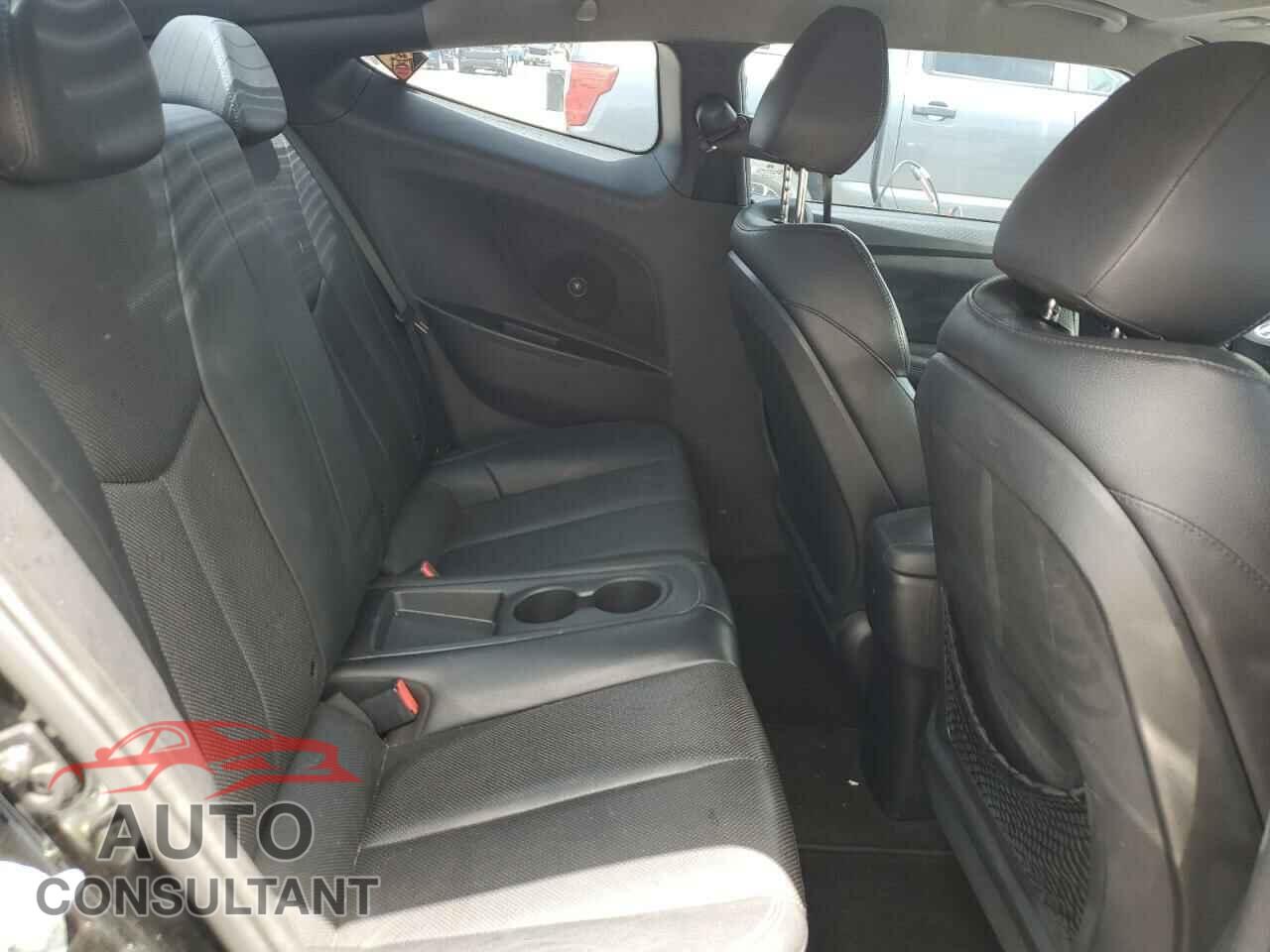 HYUNDAI VELOSTER 2013 - KMHTC6AE2DU177578