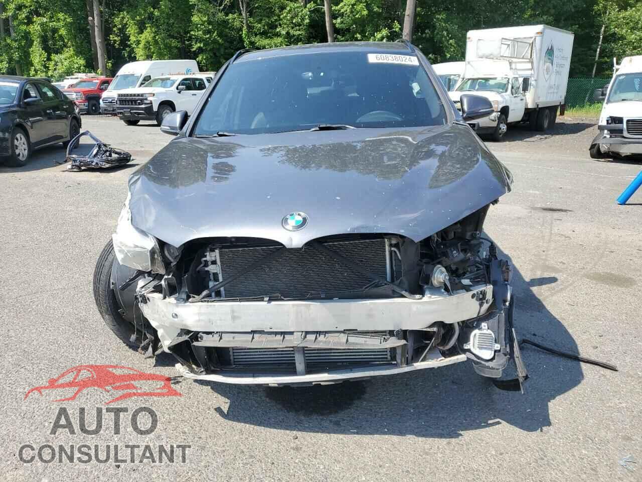 BMW X1 2017 - WBXHT3C37H5F69546