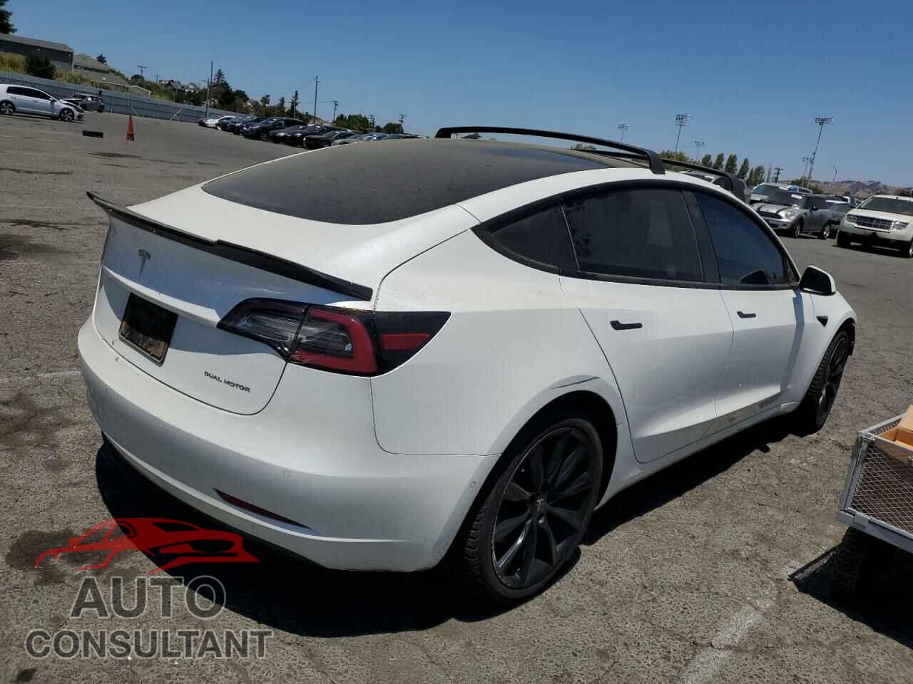 TESLA MODEL 3 2021 - 5YJ3E1EB3MF998120