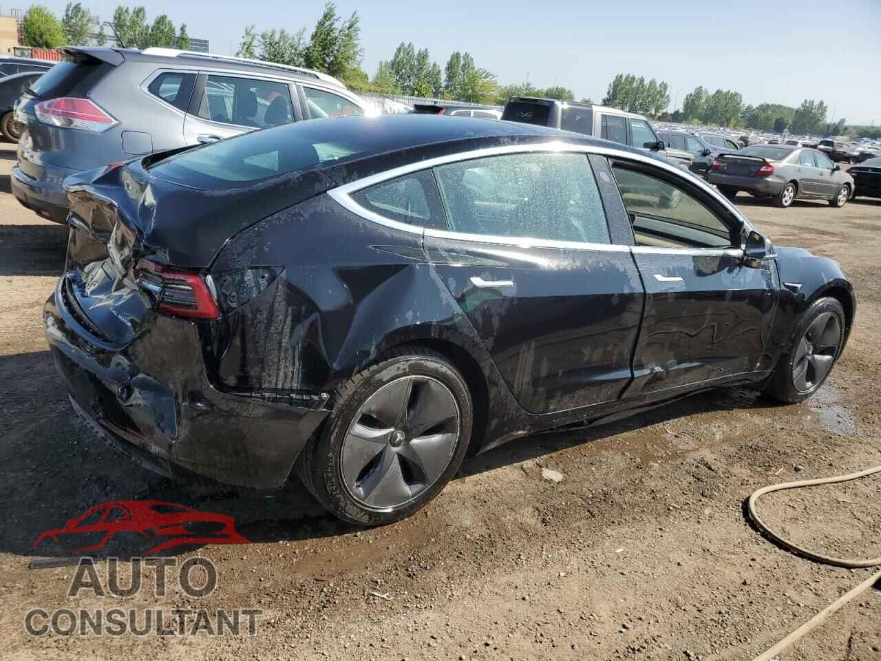 TESLA MODEL 3 2020 - 5YJ3E1EB0LF670457