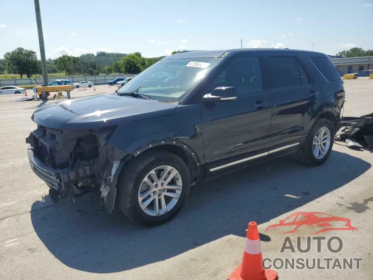 FORD EXPLORER 2017 - 1FM5K7D8XHGA40965