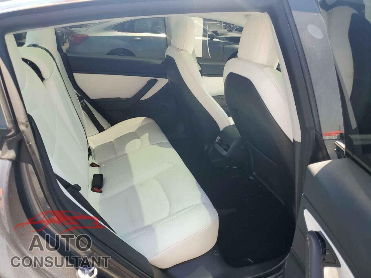 TESLA MODEL 3 2020 - 5YJ3E1EB3LF744664