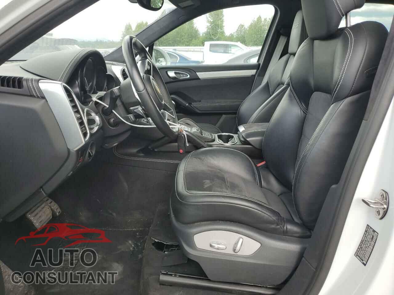 PORSCHE CAYENNE 2016 - WP1AD2A25GLA71917