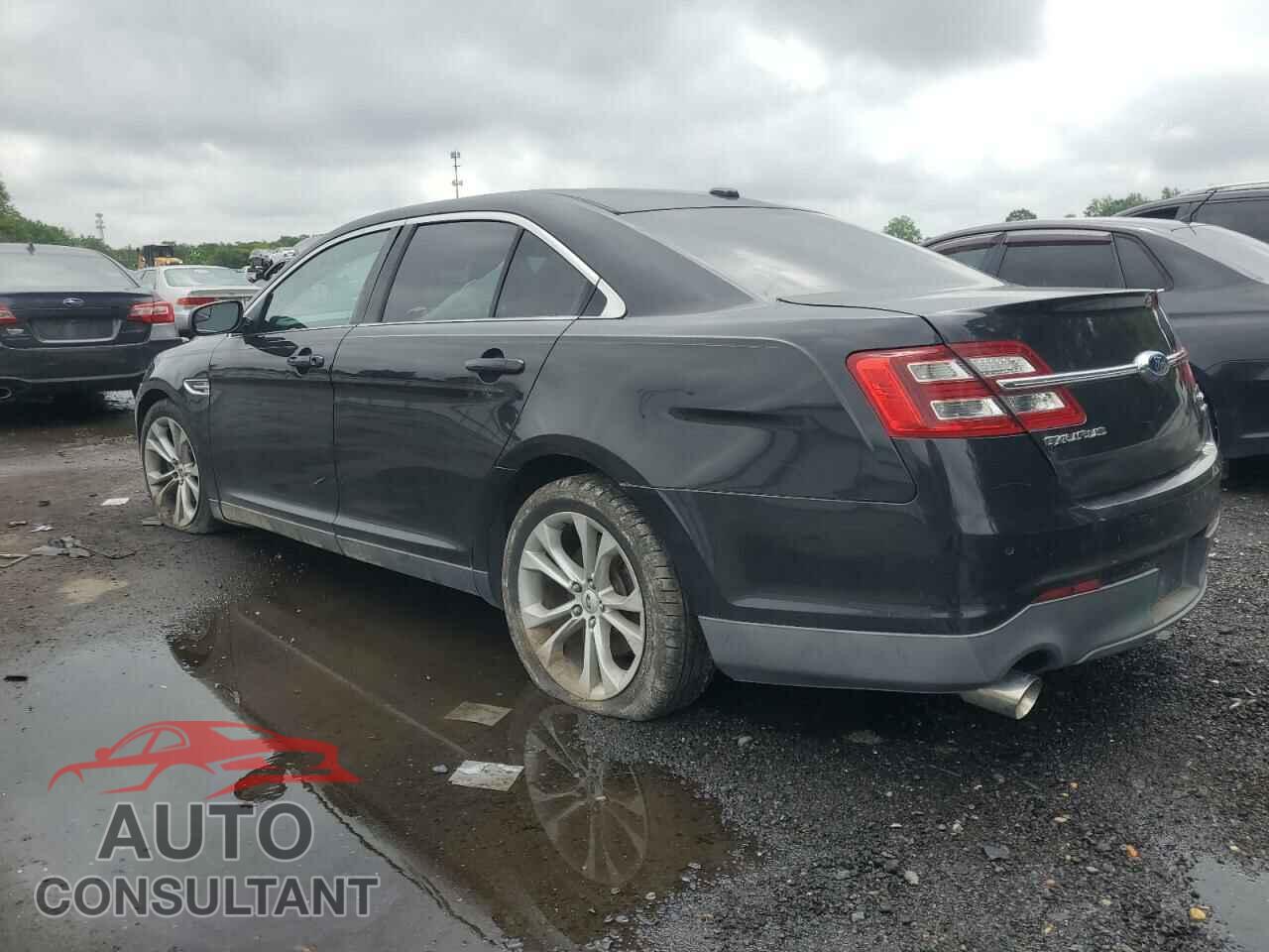 FORD TAURUS 2013 - 1FAHP2E93DG189070
