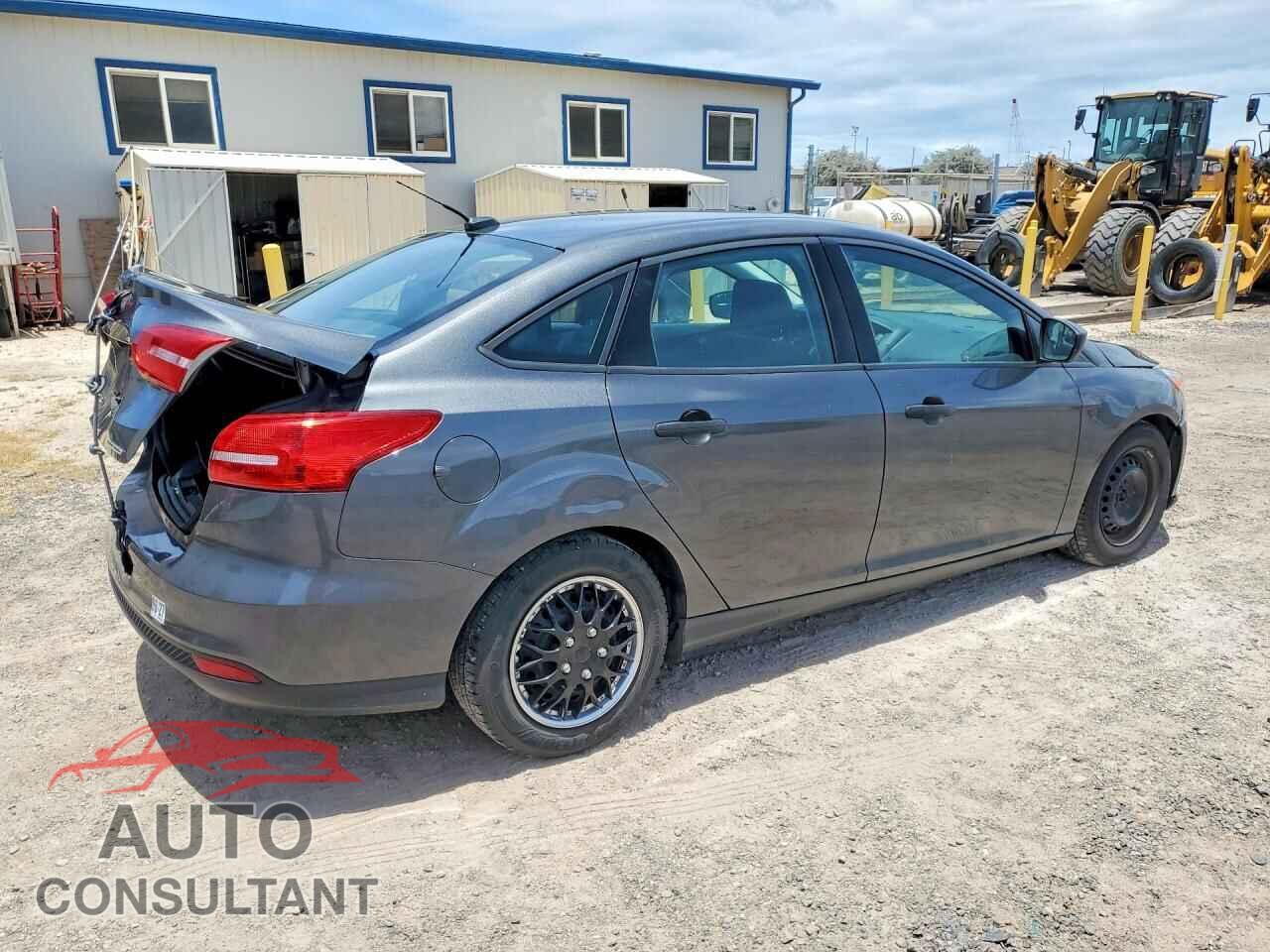FORD FOCUS 2015 - 1FADP3E22FL247445
