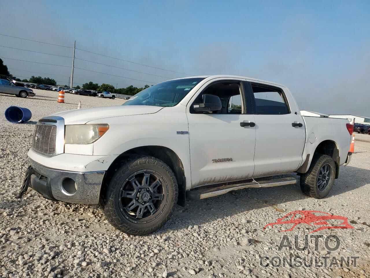 TOYOTA TUNDRA 2011 - 5TFEM5F12BX029839