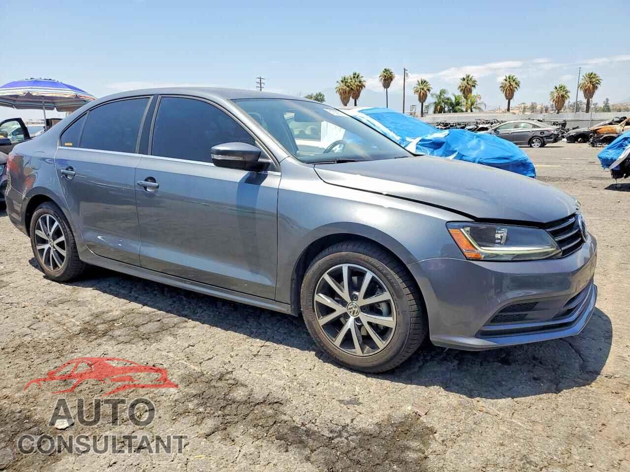 VOLKSWAGEN JETTA 2017 - 3VWDB7AJXHM293309