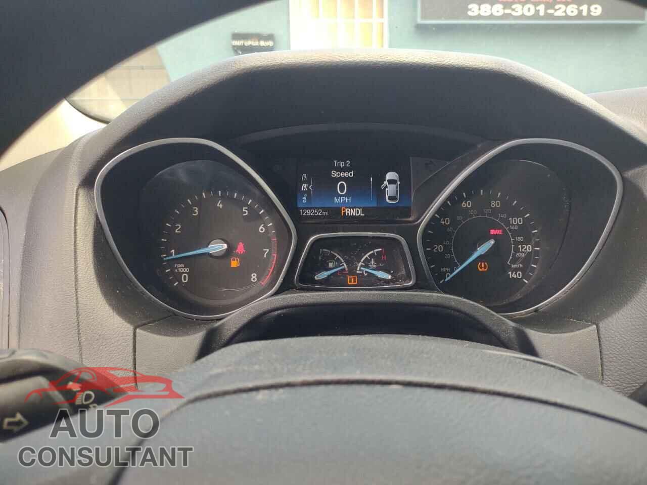 FORD FOCUS 2018 - 1FADP3E23JL201681