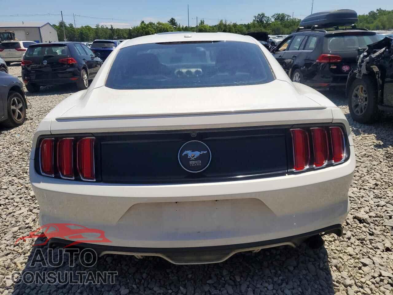 FORD MUSTANG 2015 - 1FA6P8TH1F5310679