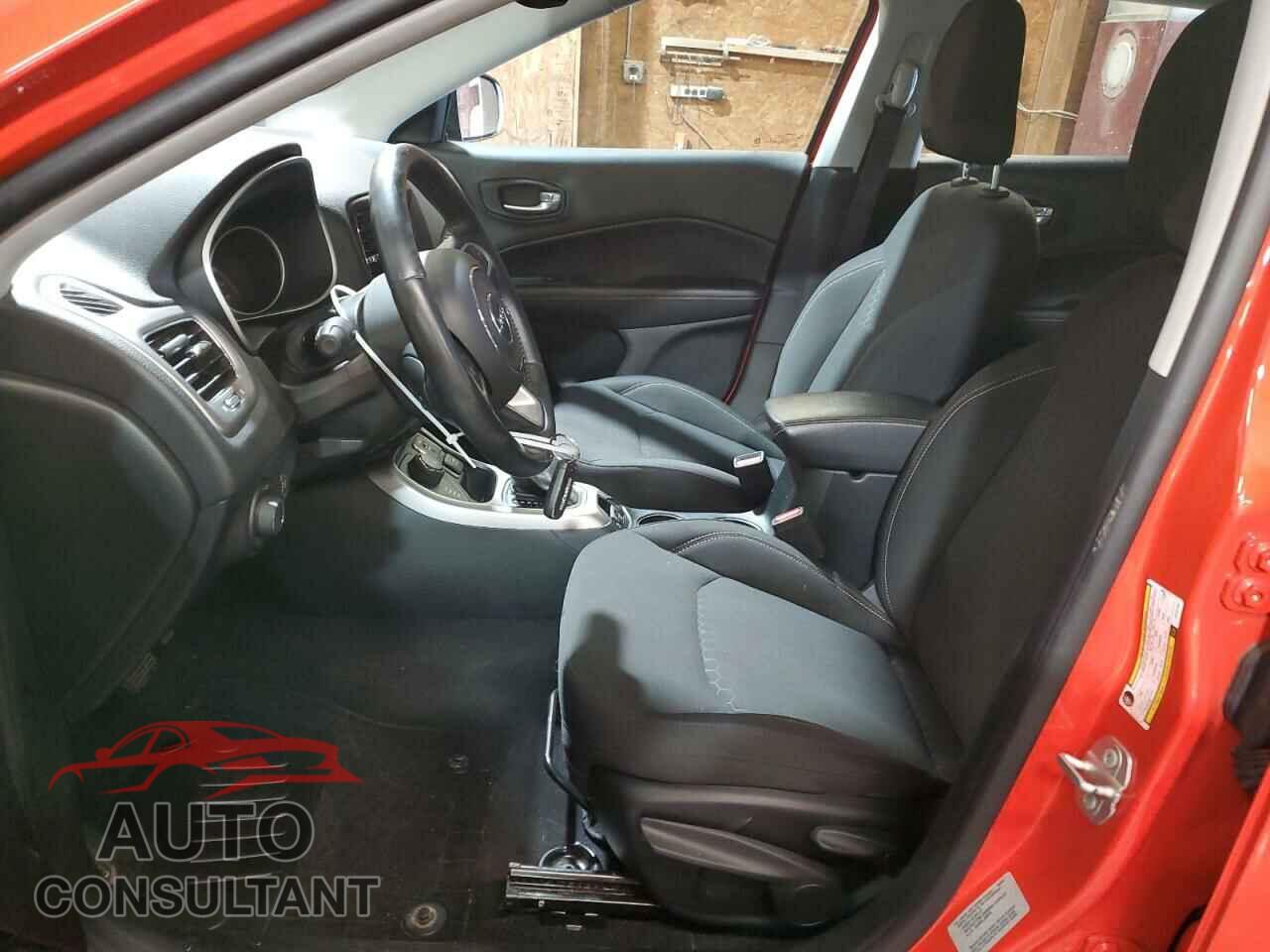 JEEP COMPASS 2018 - 3C4NJDAB6JT127107