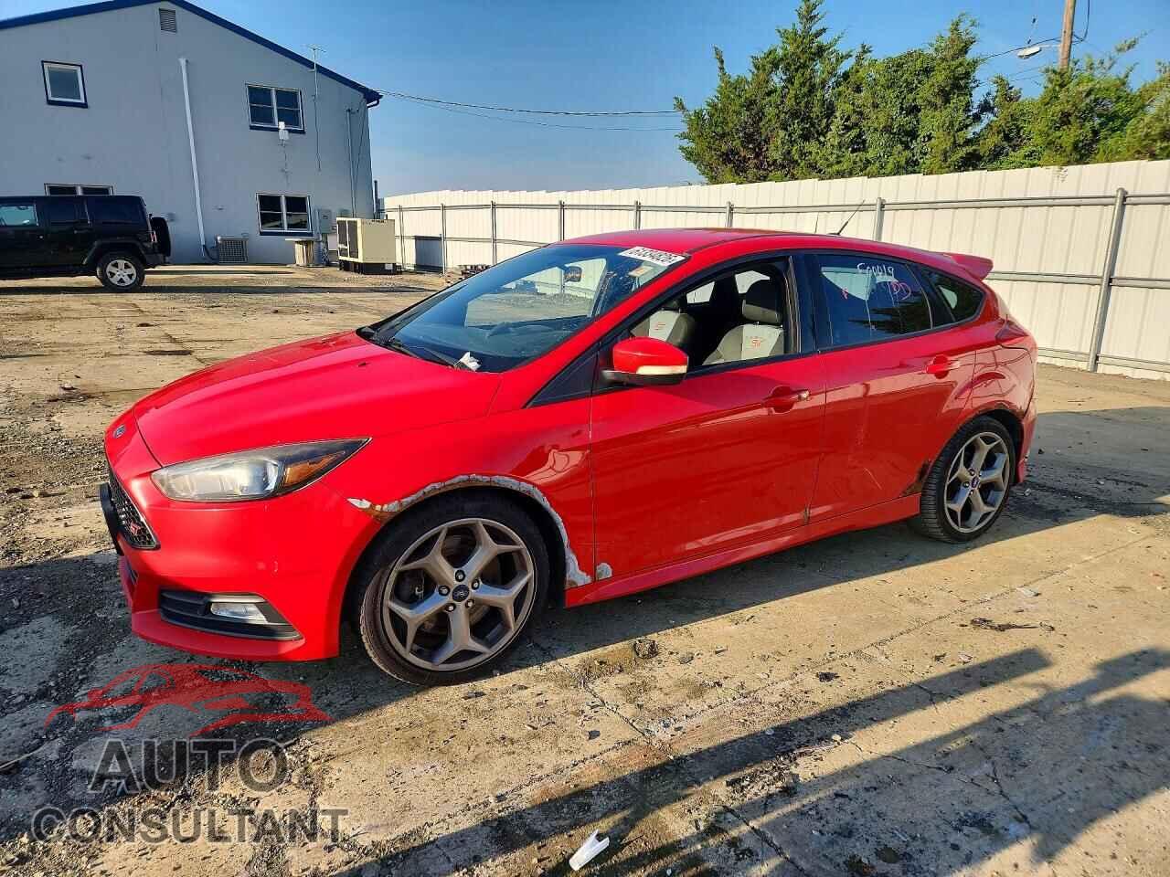FORD FOCUS 2017 - 1FADP3L94HL310063
