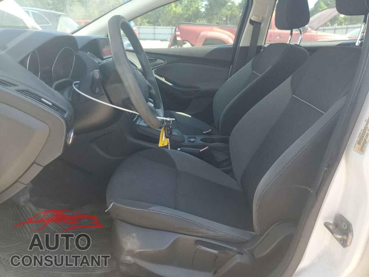 FORD FOCUS 2013 - 1FADP3E26DL207432