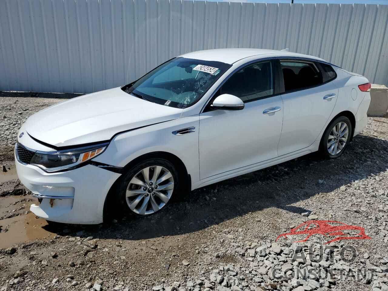 KIA OPTIMA 2018 - 5XXGT4L3XJG258397