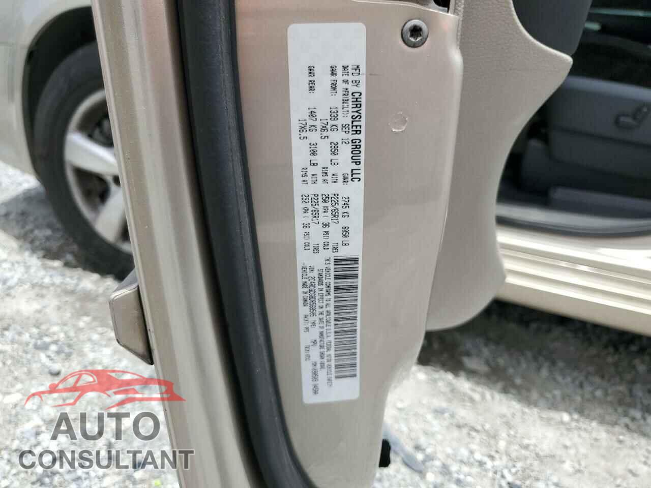 DODGE CARAVAN 2013 - 2C4RDGDG8DR568505