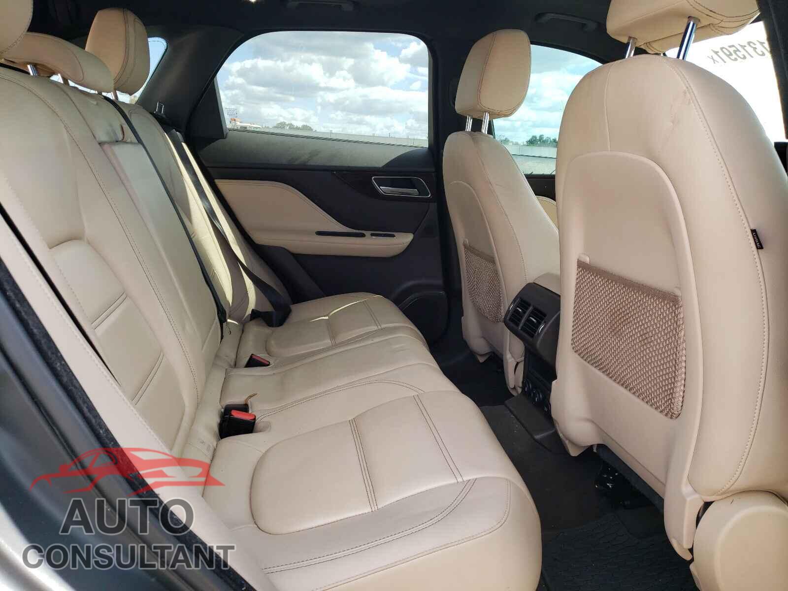 JAGUAR F-PACE 2017 - SADCK2BV0HA498688