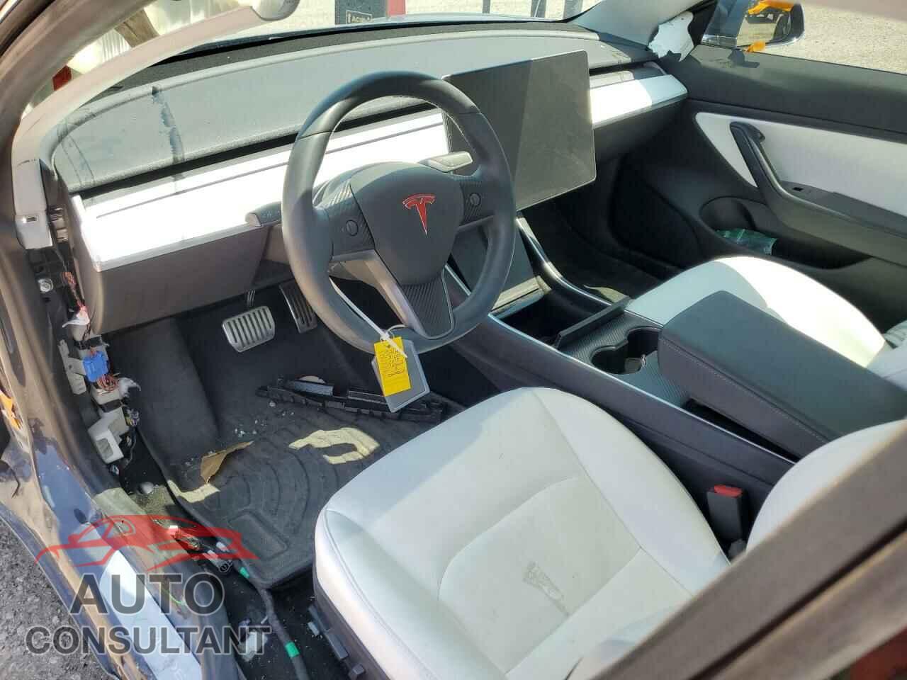 TESLA MODEL 3 2019 - 5YJ3E1EA7KF301780