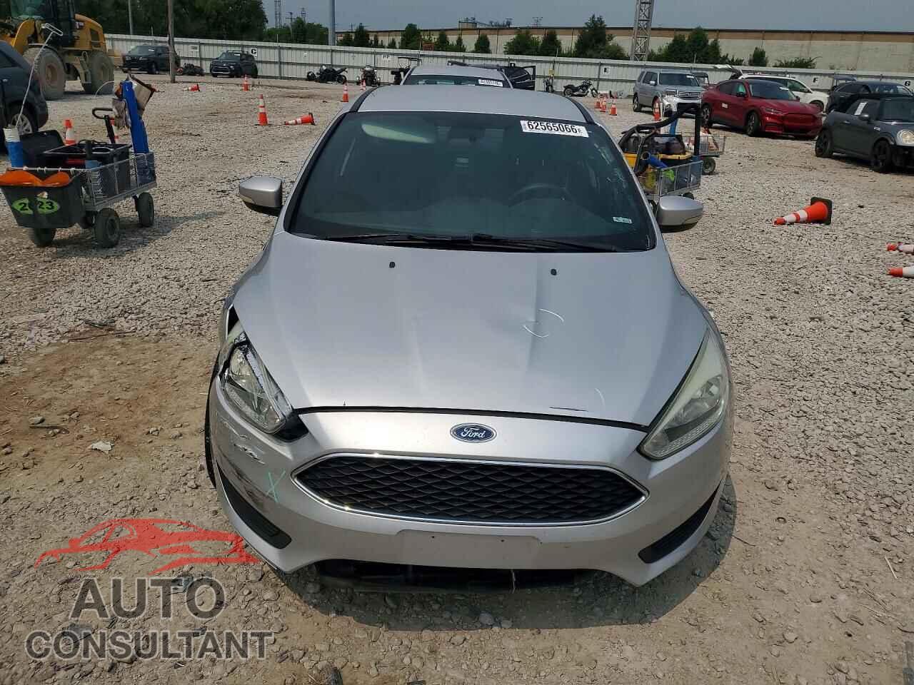 FORD FOCUS 2016 - 1FADP3F26GL281369