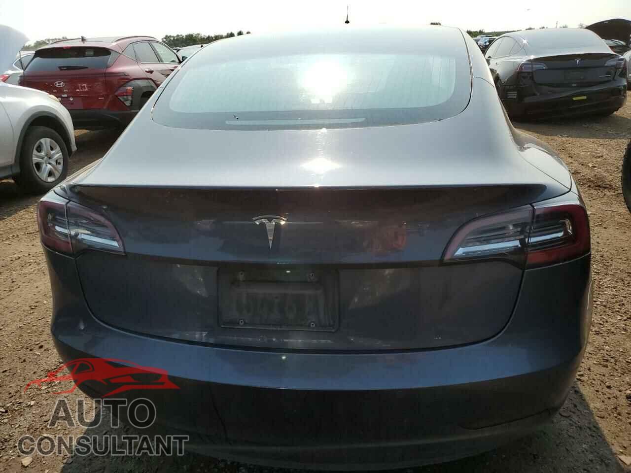 TESLA MODEL 3 2019 - 5YJ3E1EA4KF400394