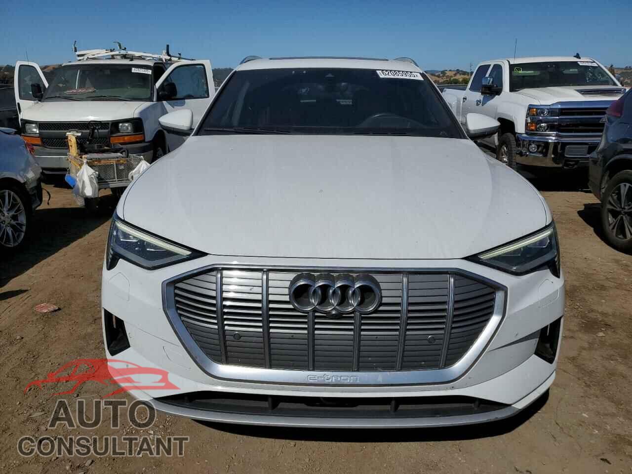 AUDI E-TRON 2019 - WA1VAAGE2KB014560