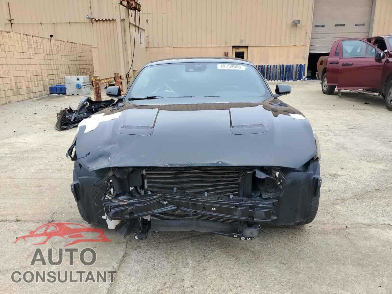FORD MUSTANG 2021 - 1FA6P8CF2M5152185