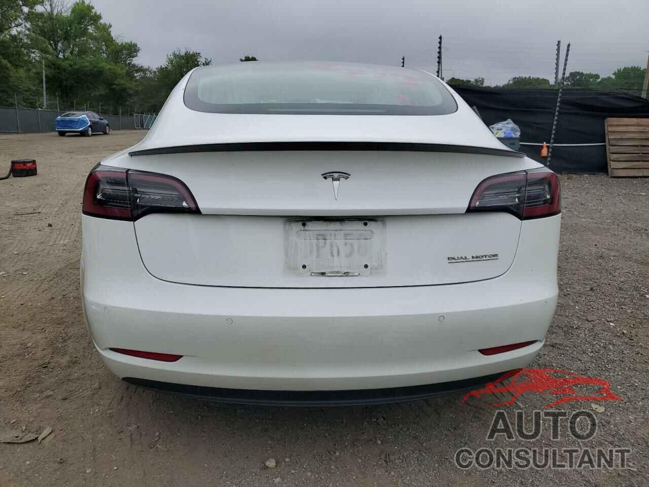 TESLA MODEL 3 2018 - 5YJ3E1EB0JF081308