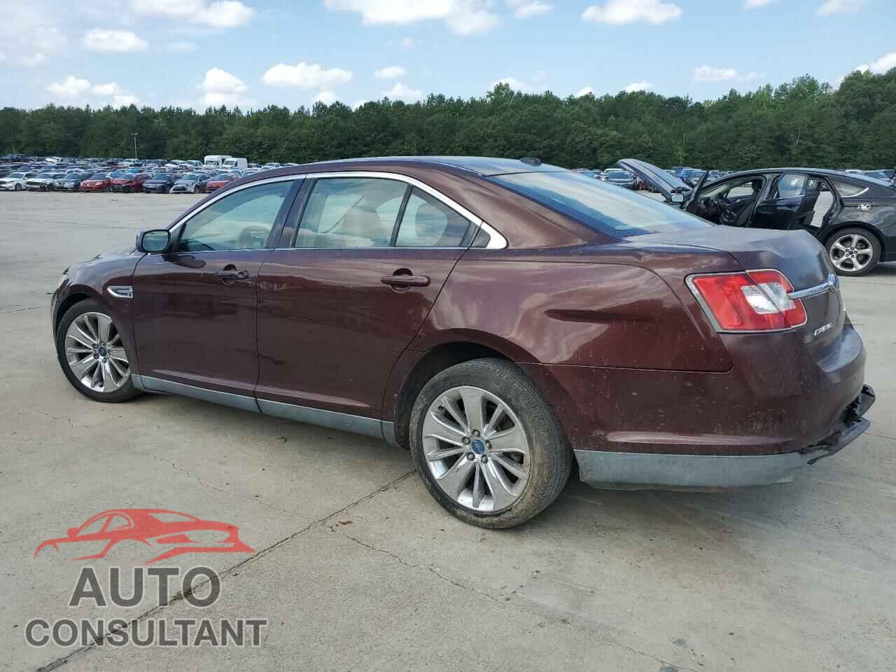FORD TAURUS 2010 - 1FAHP2FW8AG119550
