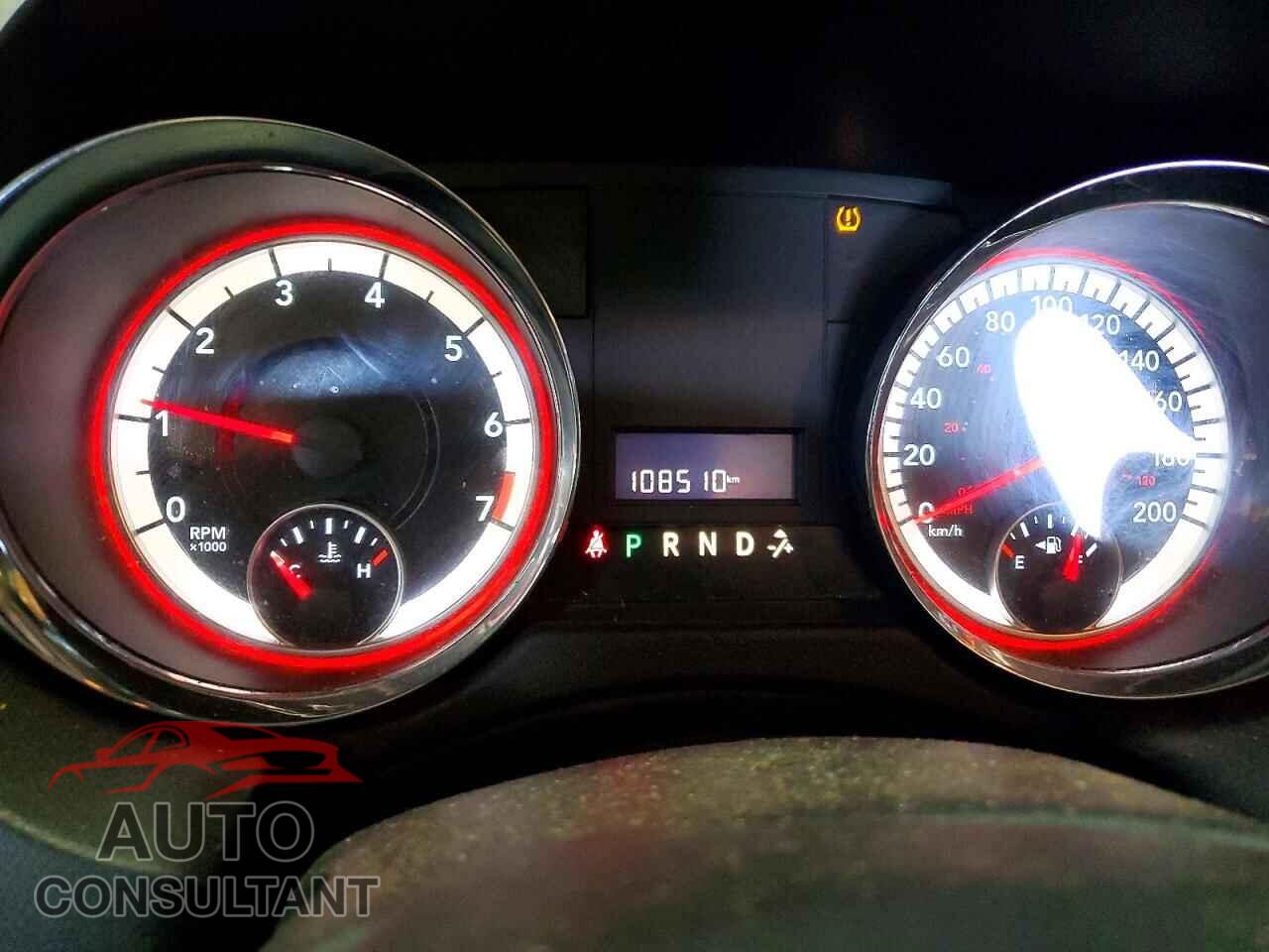 DODGE CARAVAN 2015 - 2C4RDGBGXFR567698
