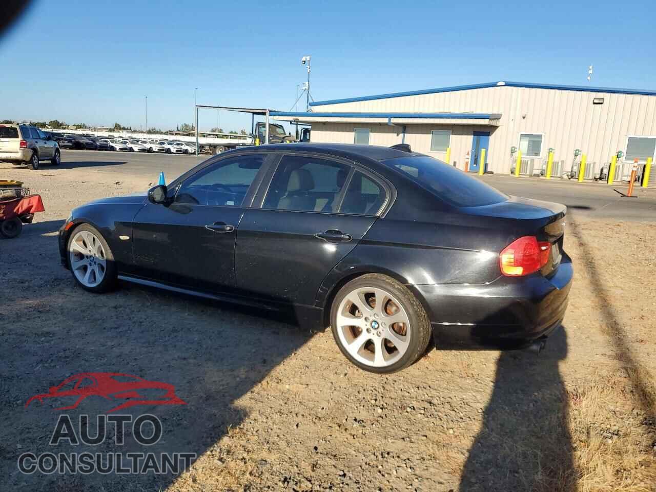 BMW 3 SERIES 2011 - WBAPH7C55BE682819