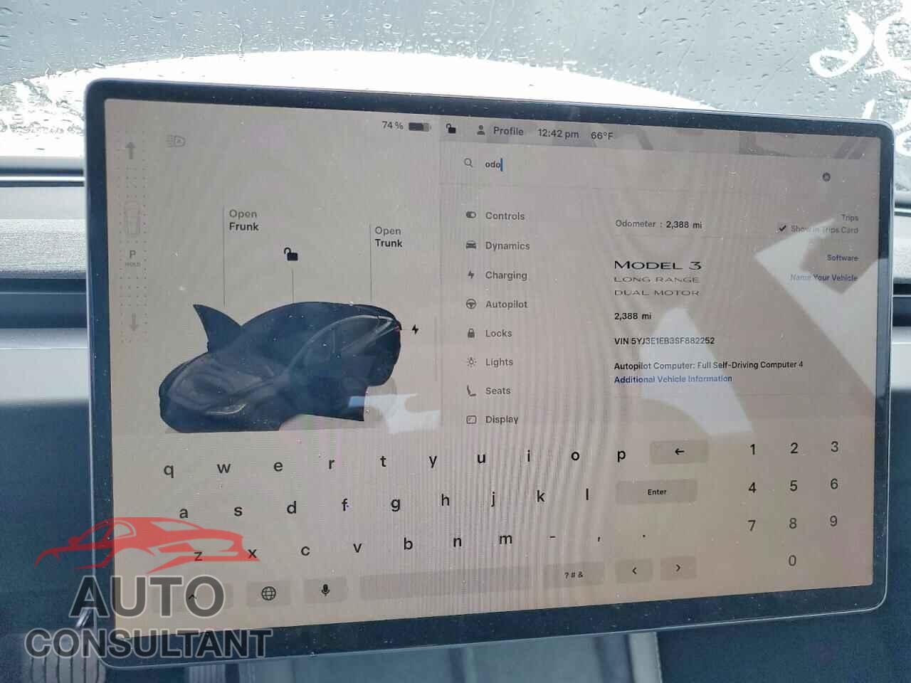 TESLA MODEL 3 2025 - 5YJ3E1EB3SF882252