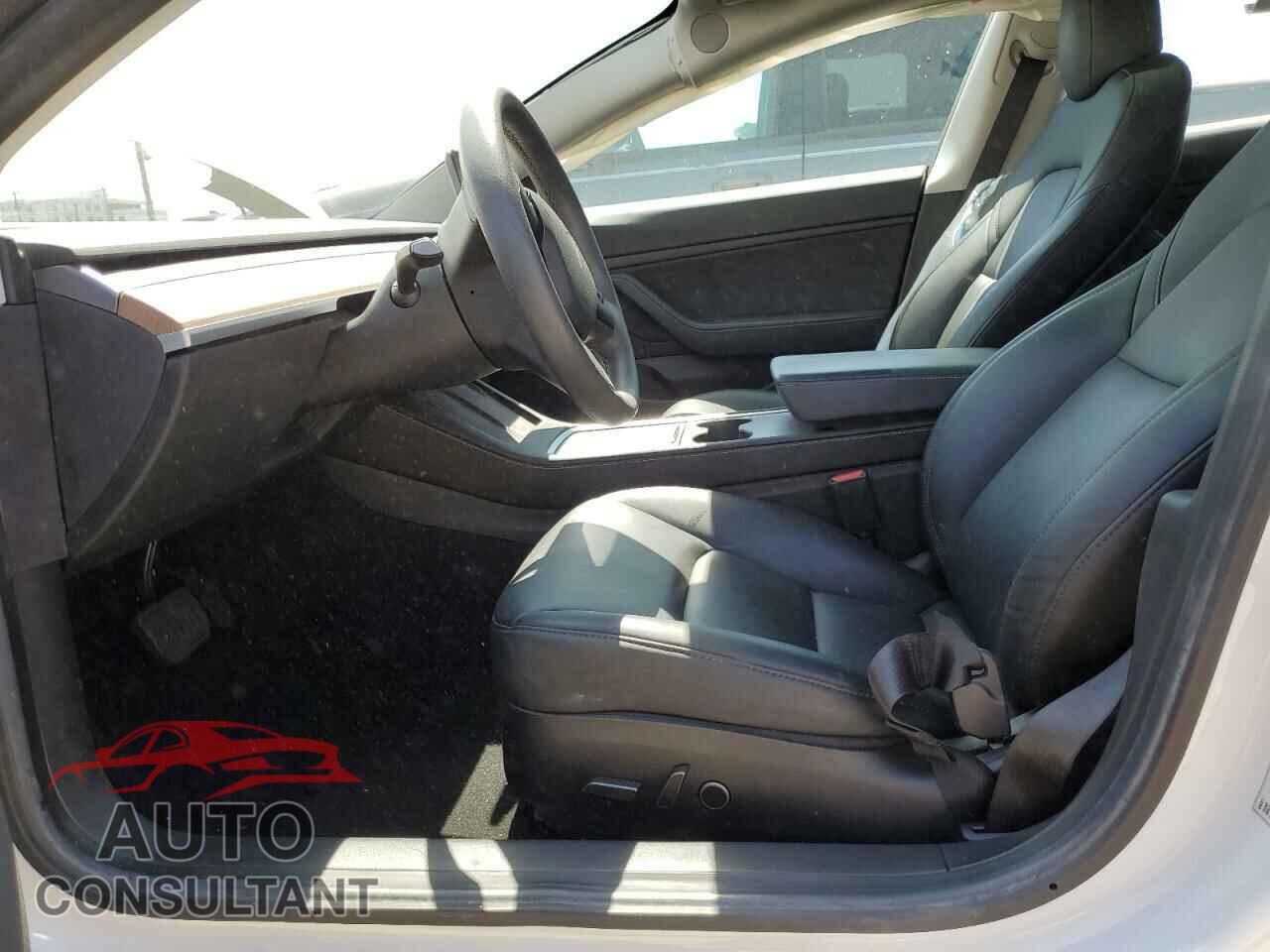 TESLA MODEL 3 2021 - 5YJ3E1EB2MF928494