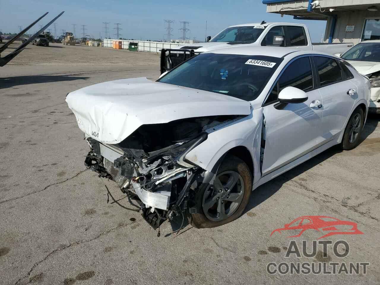 KIA K5 2022 - 5XXG24J24NG107350