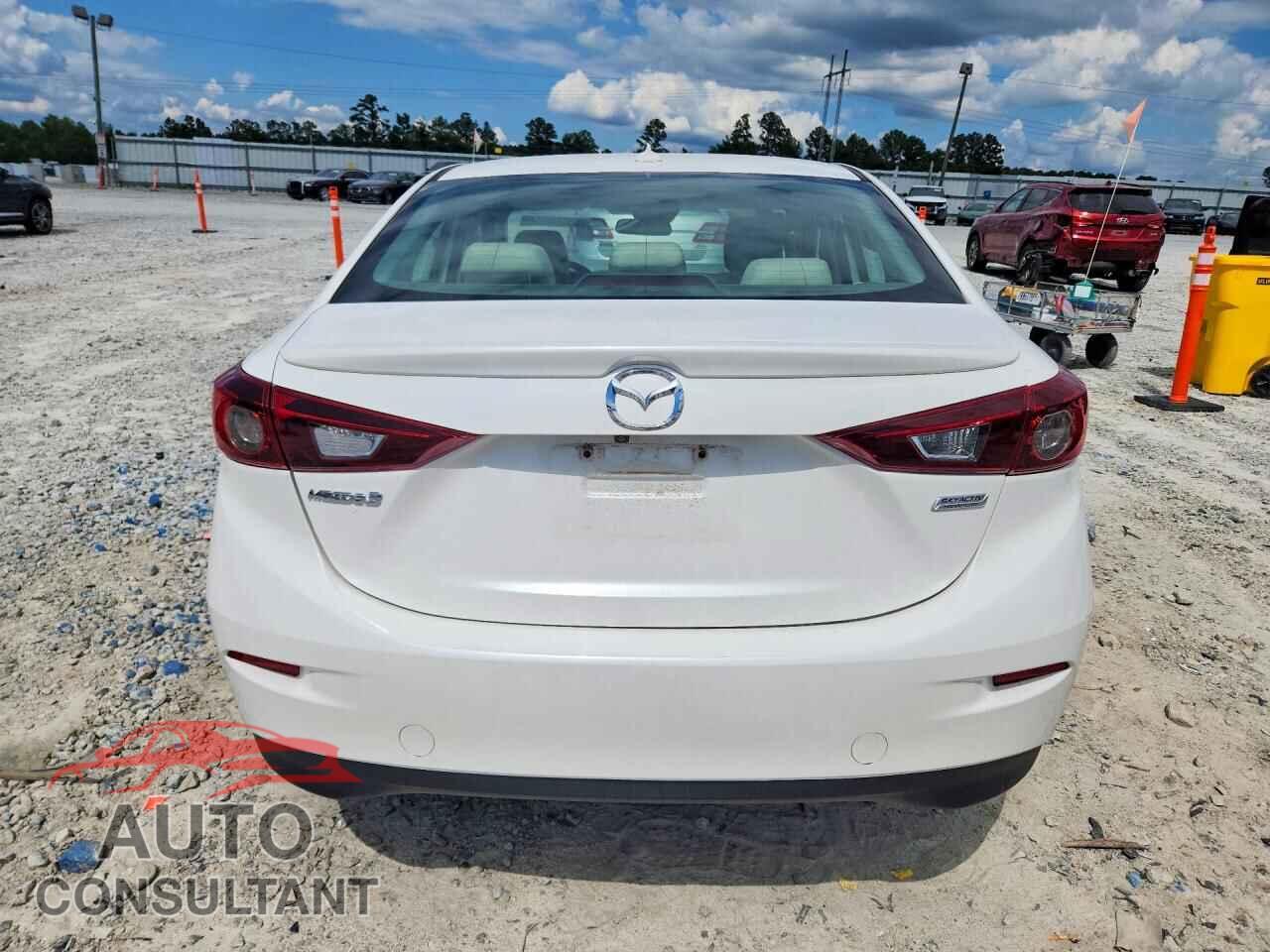 MAZDA 3 2017 - 3MZBN1W38HM128106