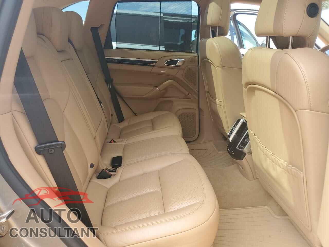 PORSCHE CAYENNE 2016 - WP1AE2A22GLA59611