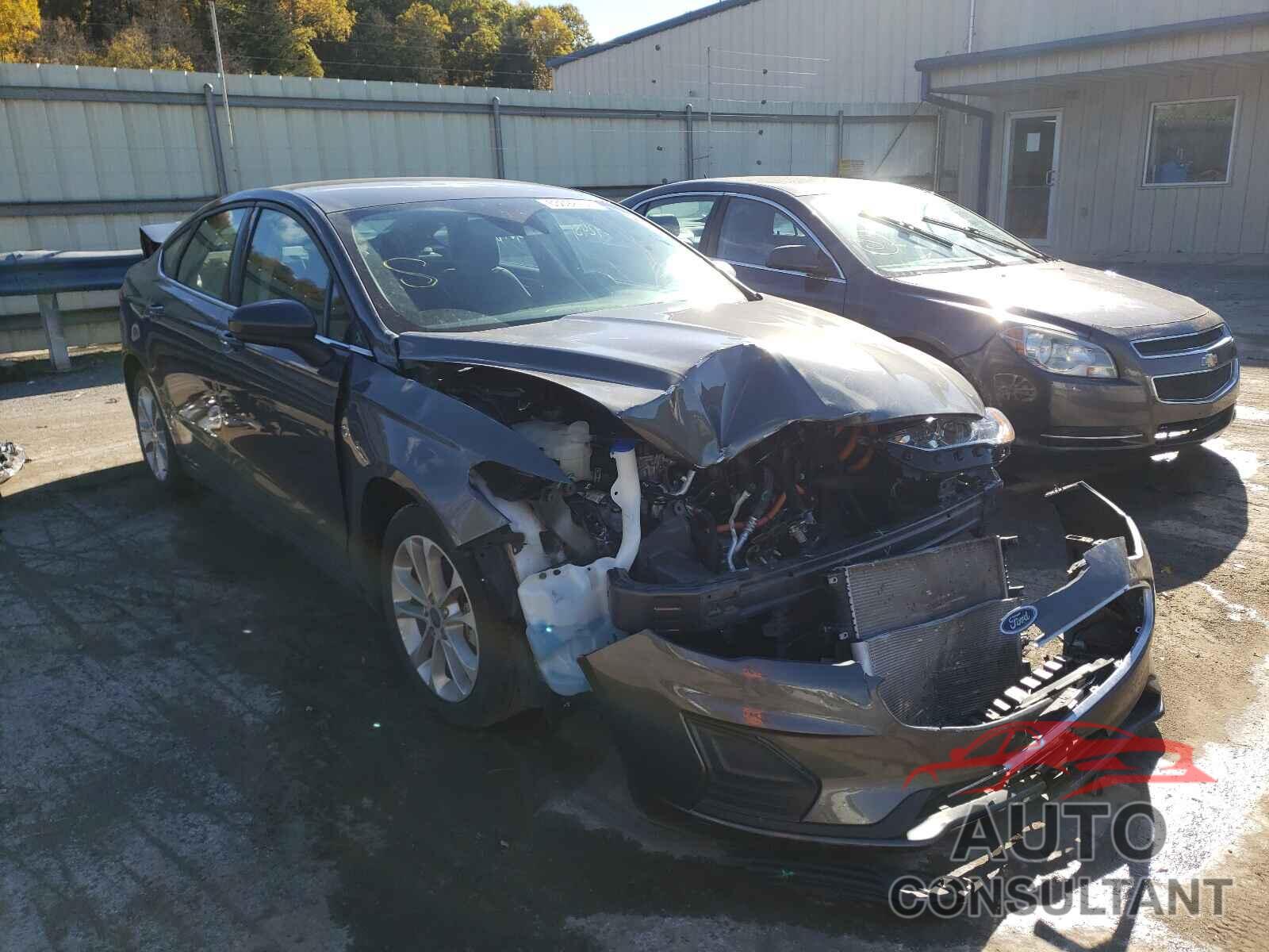 FORD FUSION 2020 - 3FA6P0LU9LR266356