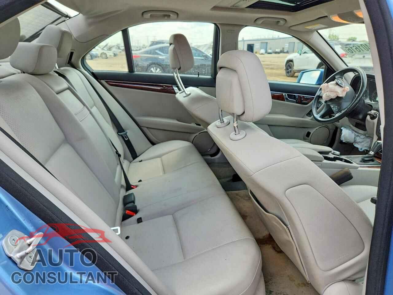 MERCEDES-BENZ C-CLASS 2011 - WDDGF8BB7BR154154
