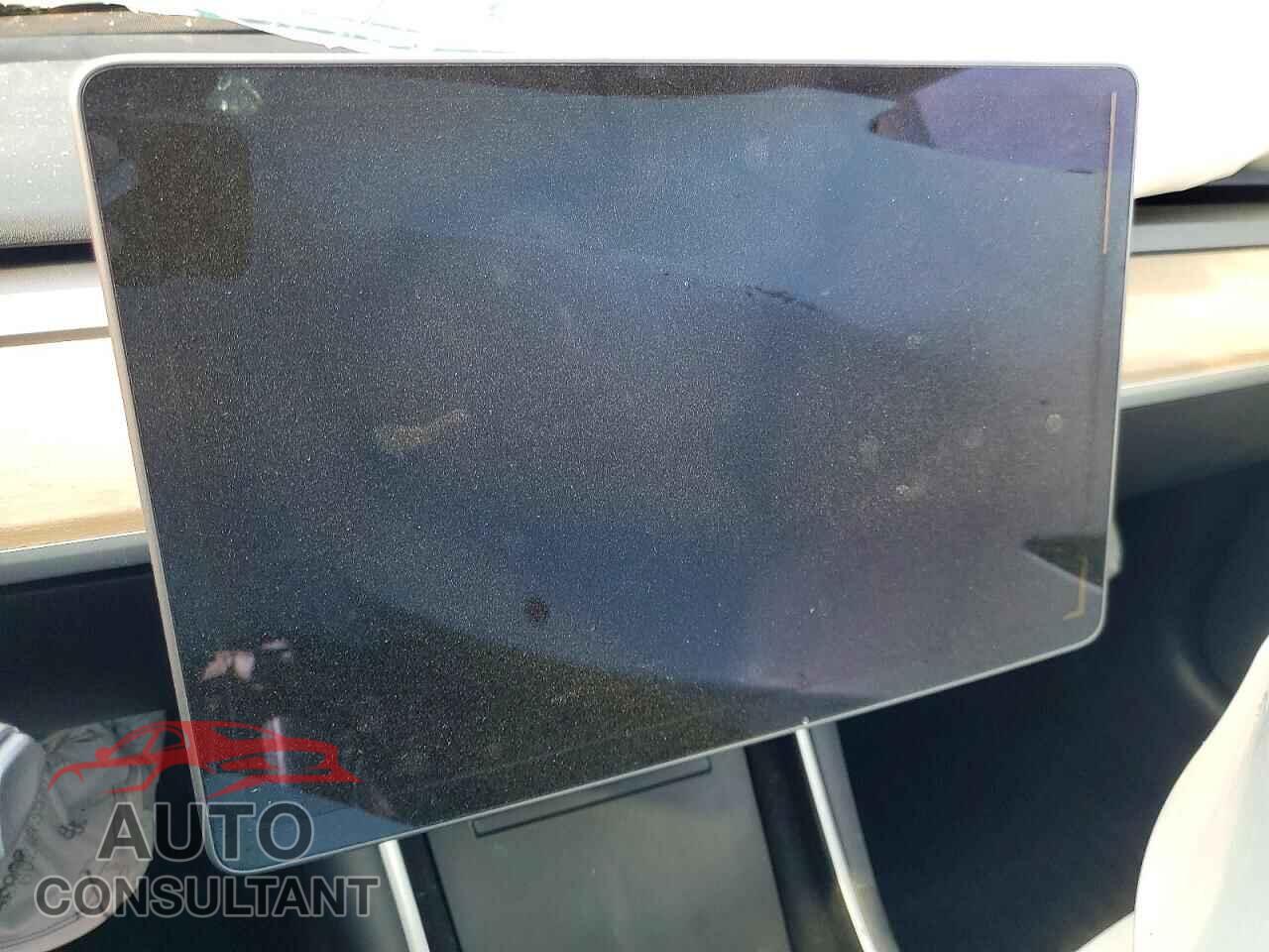 TESLA MODEL 3 2018 - 5YJ3E1EA2JF164780