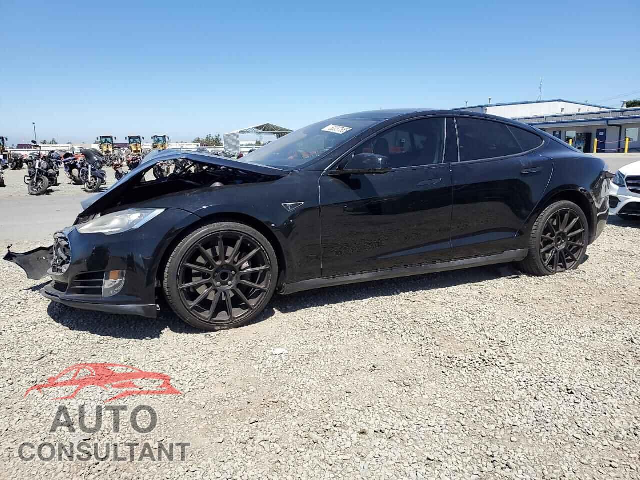 TESLA MODEL S 2014 - 5YJSA1H19EFP49350