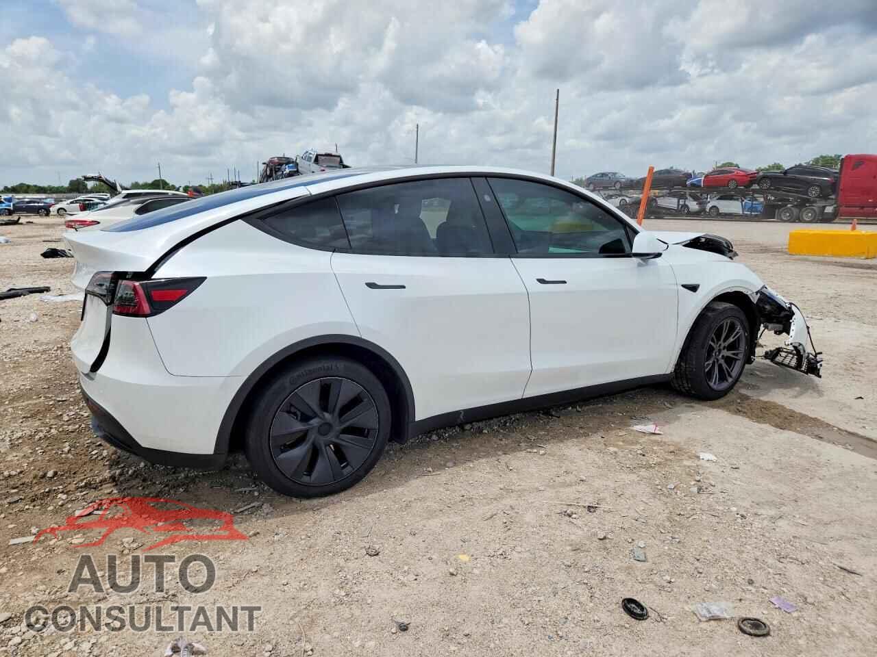 TESLA MODEL Y 2024 - 7SAYGDED3RF195255