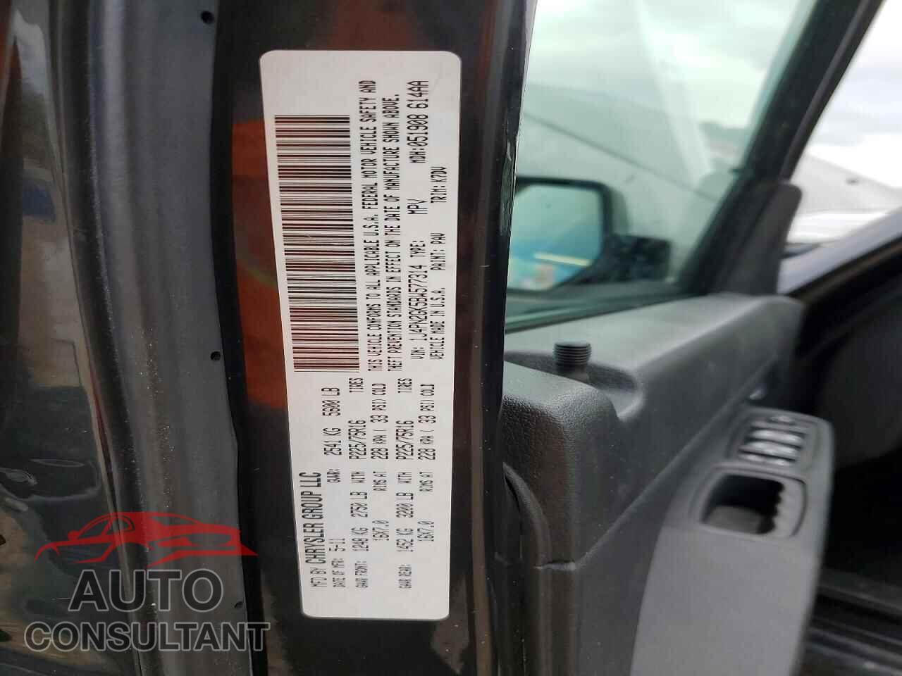 JEEP LIBERTY 2011 - 1J4PN2GK5BW577314