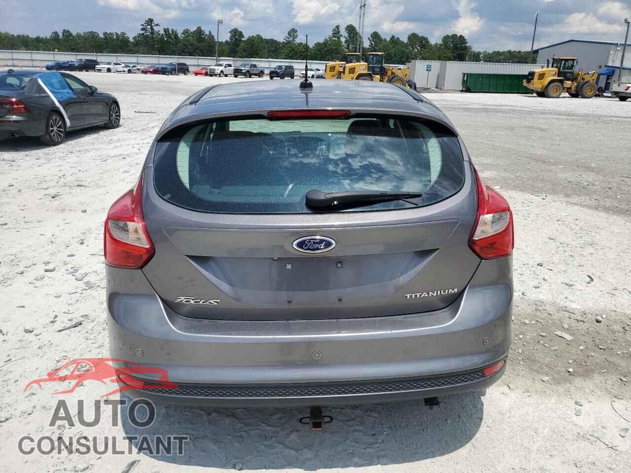 FORD FOCUS 2014 - 1FADP3N25EL339308