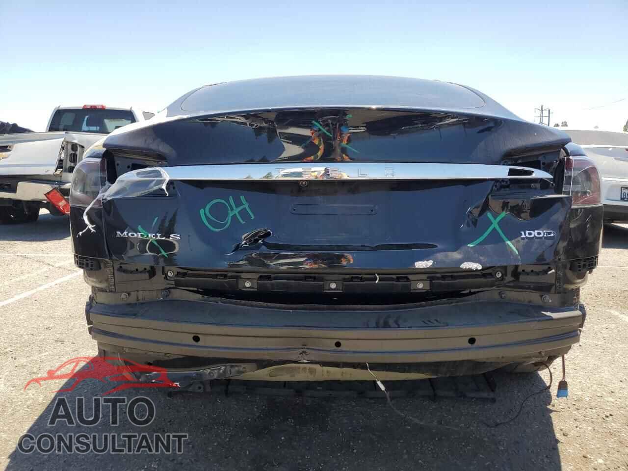 TESLA MODEL S 2017 - 5YJSA1E26HF220892
