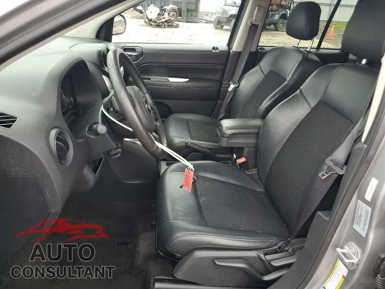JEEP COMPASS 2017 - 1C4NJCEB9HD182543