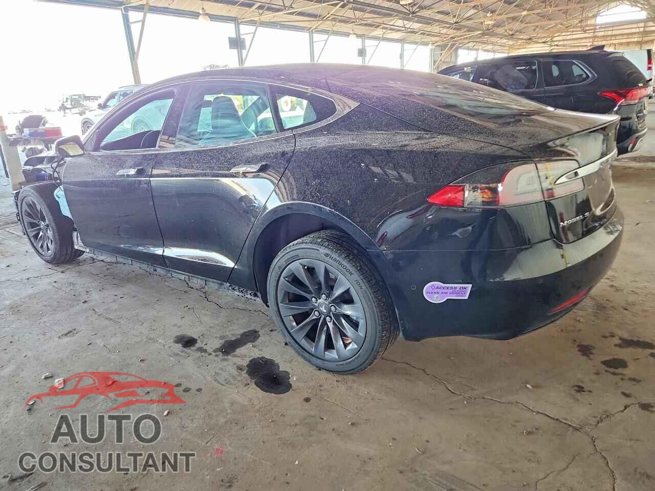 TESLA MODEL S 2018 - 5YJSA1E20JF292273