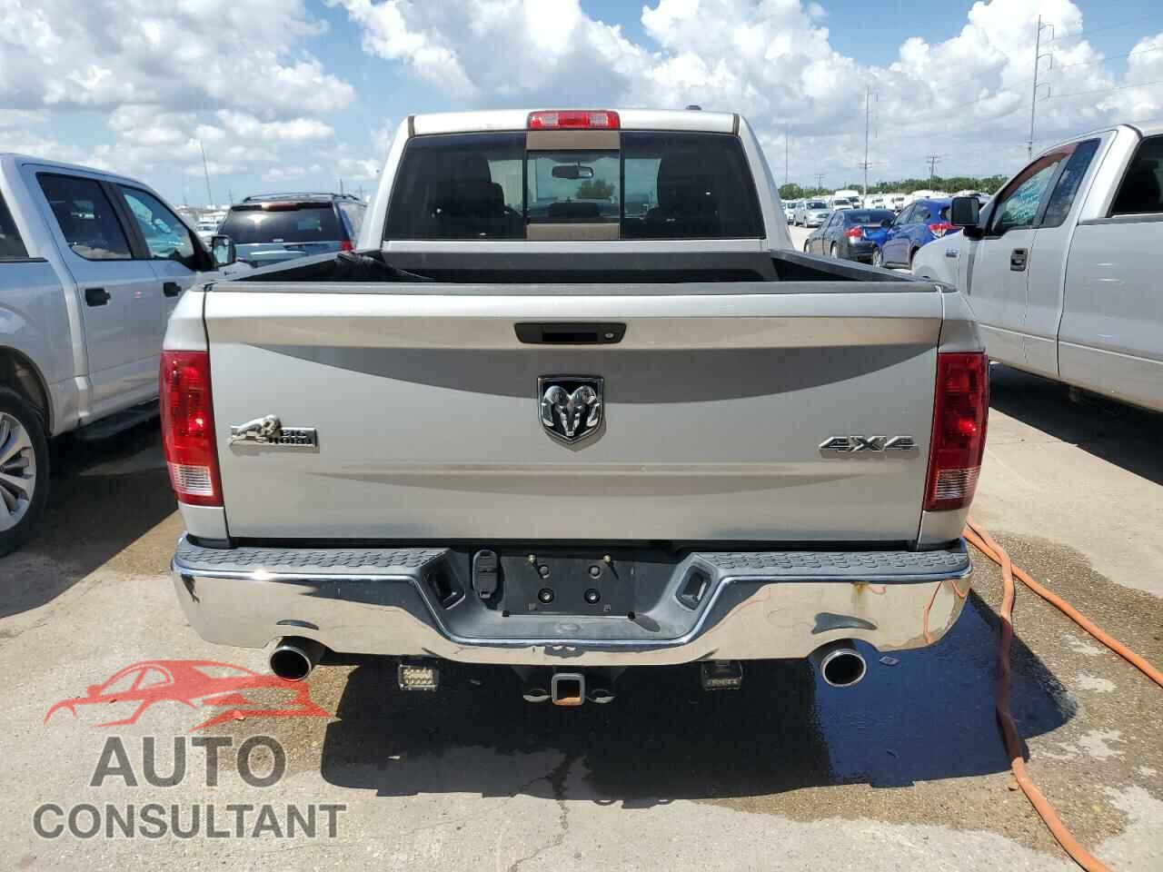 DODGE RAM 1500 2012 - 1C6RD7LT0CS109665