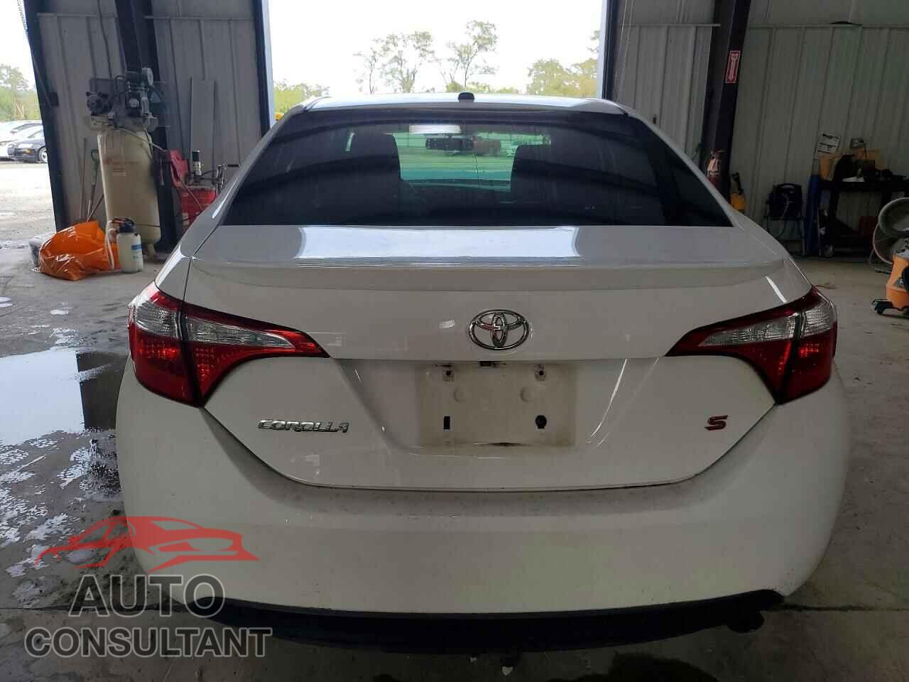 TOYOTA COROLLA 2014 - 2T1BURHEXEC052055
