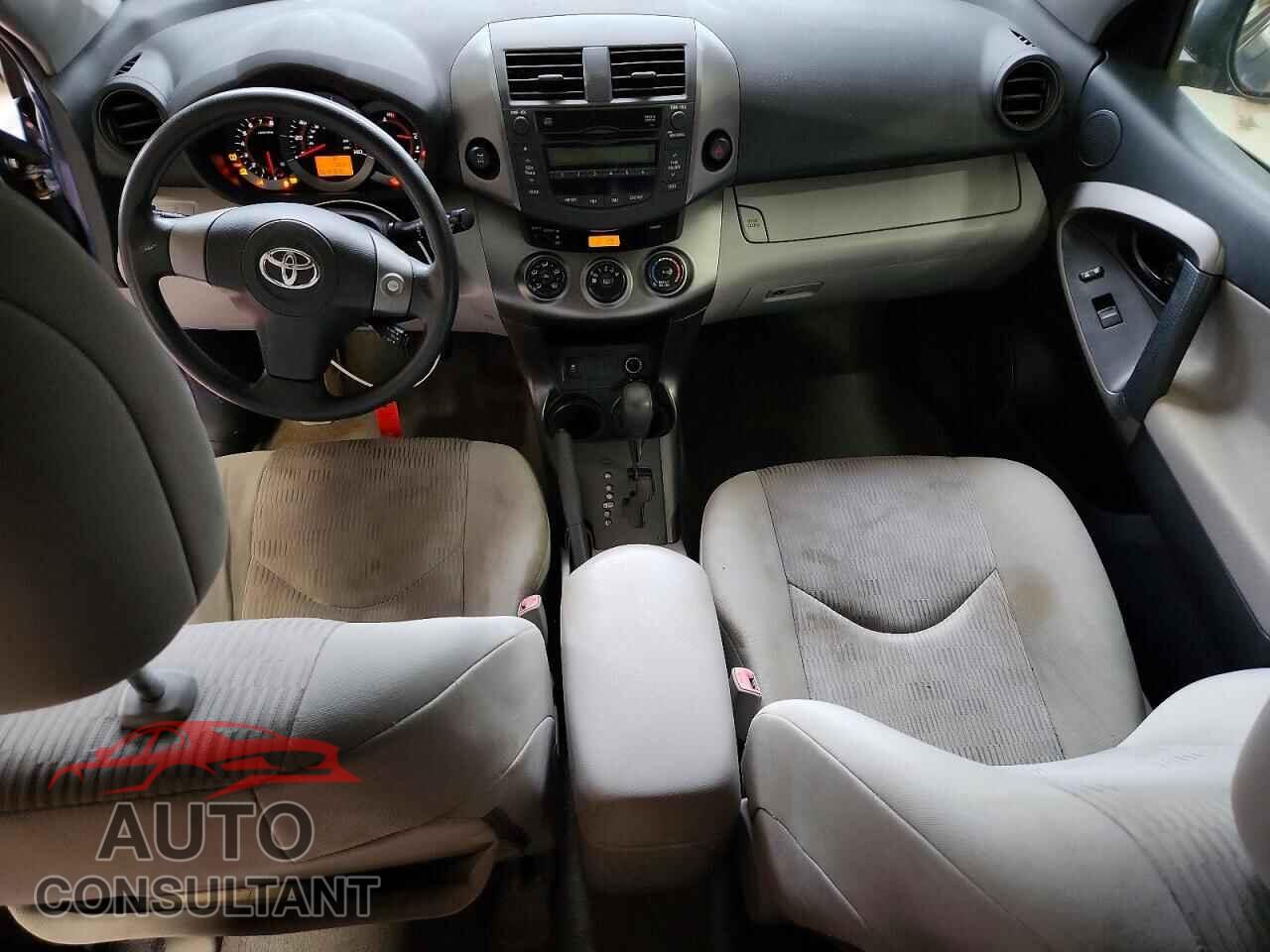 TOYOTA RAV4 2011 - 2T3BF4DV8BW158007