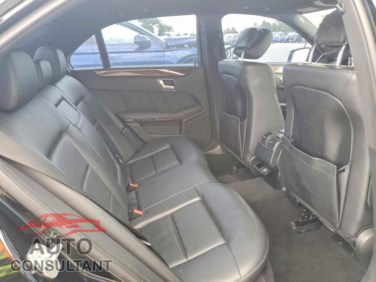 MERCEDES-BENZ E-CLASS 2013 - WDDHF5KB2DA727353