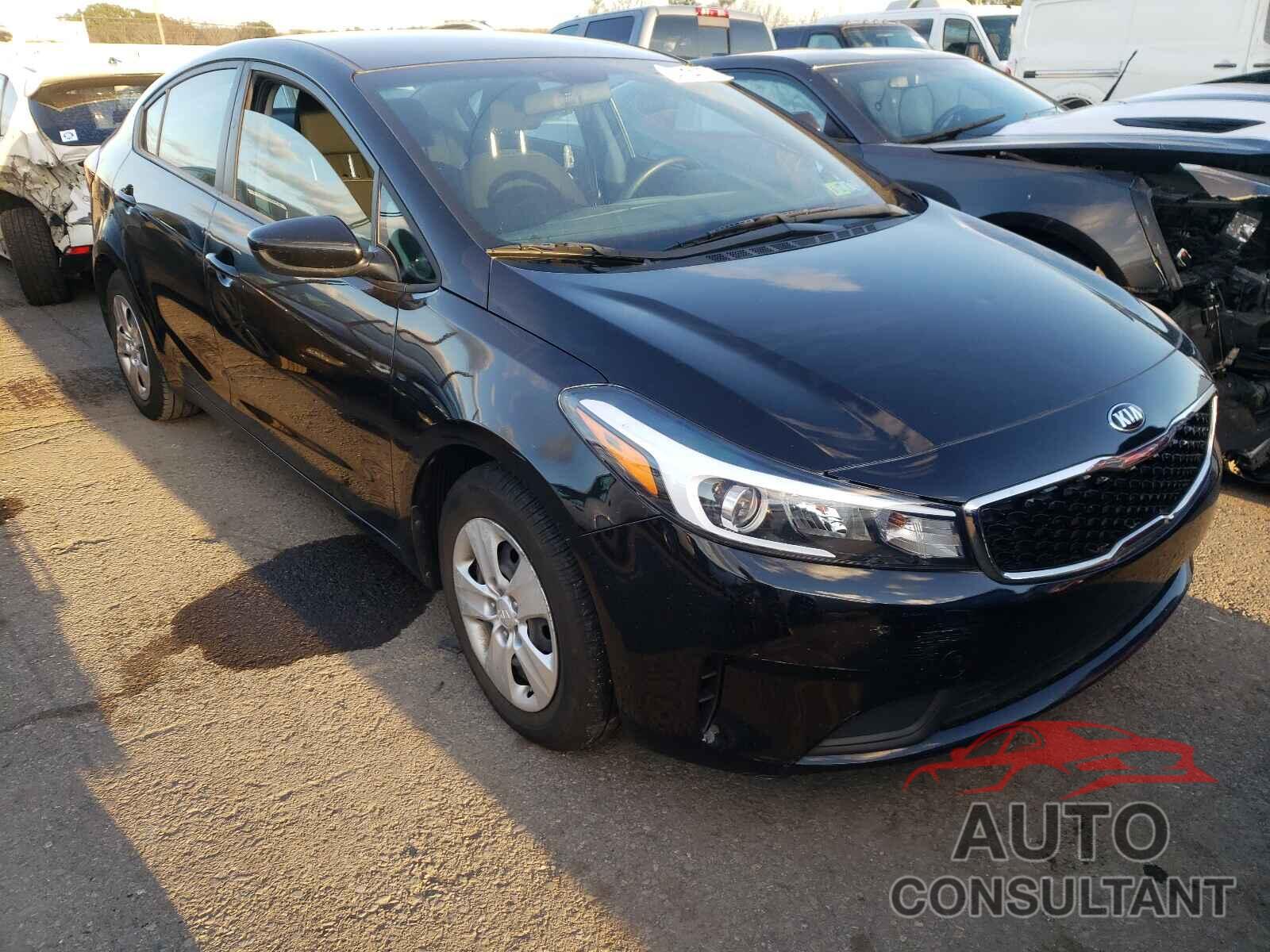 KIA FORTE 2018 - 3KPFK4A71JE211546