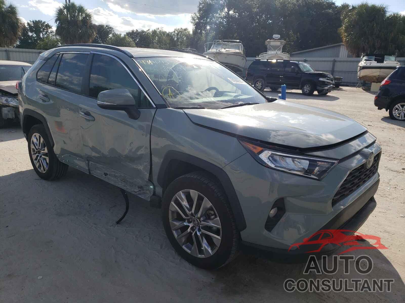 TOYOTA RAV4 2019 - 2T3C1RFV4KW050528