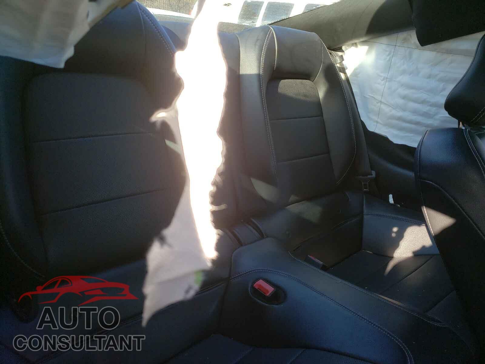 FORD MUSTANG 2020 - 1FA6P8TH9L5136811